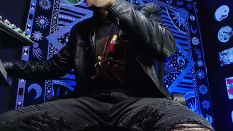 DICAPRIO online show from 02.17.25