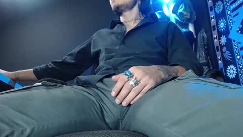 DICAPRIO online show from 02.25.25