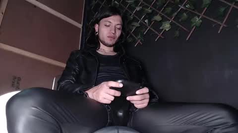 DICAPRIO online show from 09.17.25