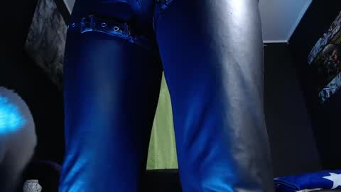 DICAPRIO online show from 04.20.26