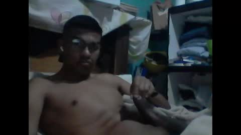 dick577943 online show from 12.21.24