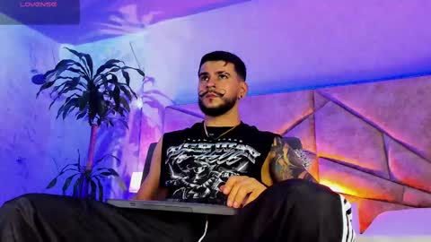 Dick Griffith online show from 10.06.25