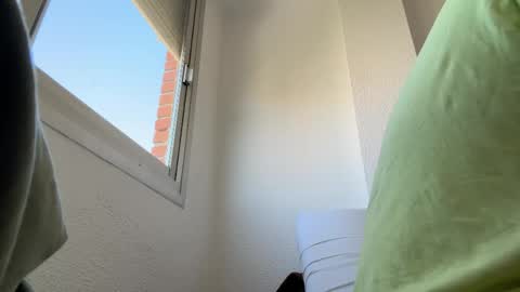 Im Julian  all cum shot videos here    online show from 04.05.26