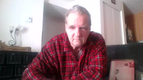 Dickwinner0000 online show from 02.11.25