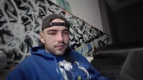 Snapshot of didismurf02 chatting on 01.04.25 didismurf02 online show from 01.04.25