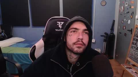 Snapshot of didismurf02 chatting on 03.22.26 didismurf02 online show from 03.22.26