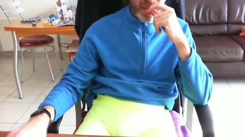 didonc from france..... online show from 04.01.26