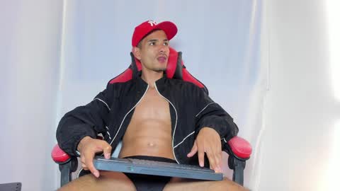 Diego lat online show from 04.07.26