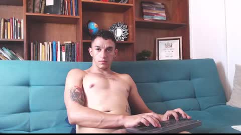 Snapshot of diegowesker chatting on 01.15.25 diegowesker online show from 01.15.25