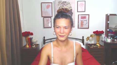 Dennesse online show from 12.04.24