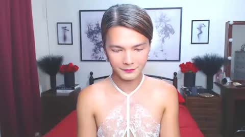 Snapshot of diense17 chatting on 09.29.25 Dennesse online show from 09.29.25