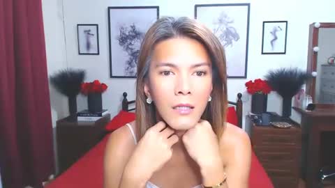 Snapshot of diense17 chatting on 10.03.25 Dennesse online show from 10.03.25