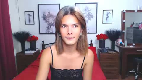 Snapshot of diense17 chatting on 10.12.25 Dennesse online show from 10.12.25