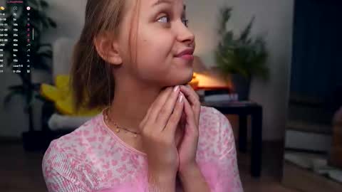 Elwyna online show from 09.27.25