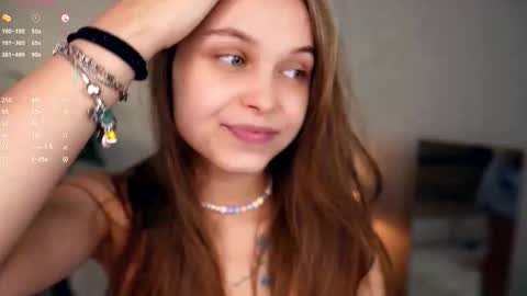 Elwyna online show from 10.22.25