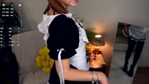 Elwyna online show from 10.23.25