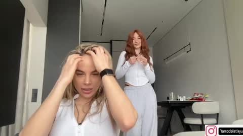 Snapshot of diffgirls chatting on 05.15.26 Tanya online show from 05.15.26