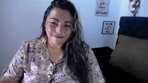 Mariana online show from 06.25.26