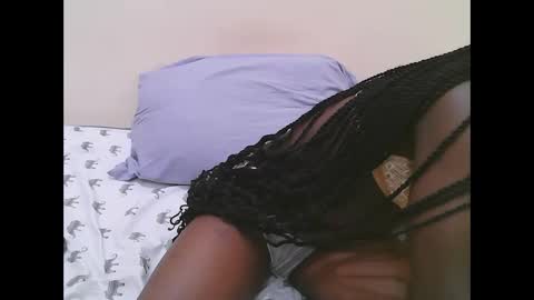 Snapshot of dijahot chatting on 10.18.25 Dijah online show from 10.18.25