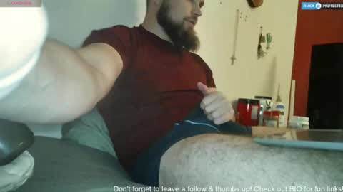 Snapshot of dikdowndaddy chatting on 04.19.26 Daddy online show from 04.19.26
