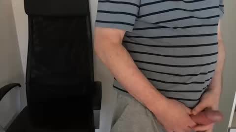 Snapshot of diki3333333333 chatting on 10.13.25 Nick online show from 10.13.25