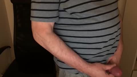 Snapshot of diki3333333333 chatting on 10.31.25 Nick online show from 10.31.25