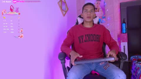 Snapshot of dilam_alfonzo chatting on 11.02.25 Dilan online show from 11.02.25