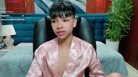 Snapshot of dilan_911 chatting on 02.13.26 DILAN online show from 02.13.26