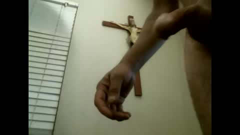 Snapshot of dillingerthas chatting on 11.15.25 Stroking online show from 11.15.25