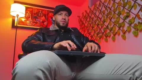 Snapshot of dimitri_master chatting on 11.30.25 Angel Dimitri online show from 11.30.25