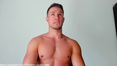 Snapshot of dimitricaruso chatting on 01.31.25 dimitricaruso online show from 01.31.25