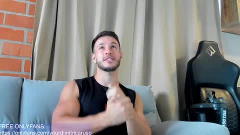 Snapshot of dimitricaruso chatting on 02.25.26 dimitricaruso online show from 02.25.26