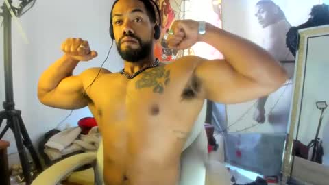 Snapshot of dimitry_muscle chatting on 12.13.24 dimitry kyle mucle online show from 12.13.24