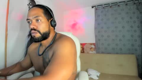 Snapshot of dimitry_muscle chatting on 12.27.24 dimitry kyle mucle online show from 12.27.24