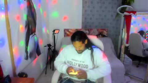 Snapshot of dimitry_muscle chatting on 01.06.25 dimitry kyle mucle online show from 01.06.25