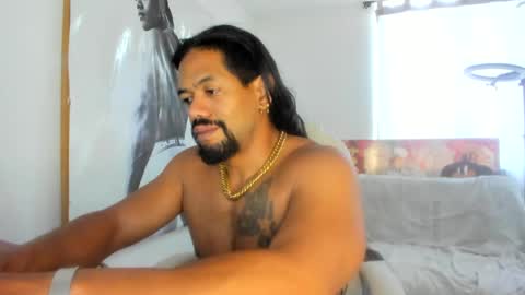Snapshot of dimitry_muscle chatting on 01.08.25 dimitry kyle mucle online show from 01.08.25