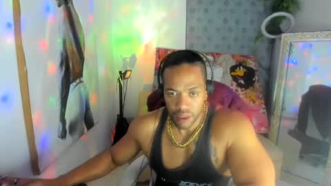 Snapshot of dimitry_muscle chatting on 01.18.25 dimitry kyle mucle online show from 01.18.25
