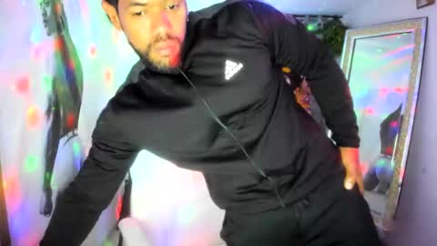 Snapshot of dimitry_muscle chatting on 02.10.25 dimitry kyle mucle online show from 02.10.25