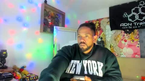 Snapshot of dimitry_muscle chatting on 11.05.25 dimitry kyle mucle online show from 11.05.25