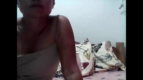 Snapshot of dimple_42 chatting on 10.22.25 Dimple online show from 10.22.25