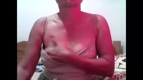 Snapshot of dimple_42 chatting on 10.31.25 Dimple online show from 10.31.25