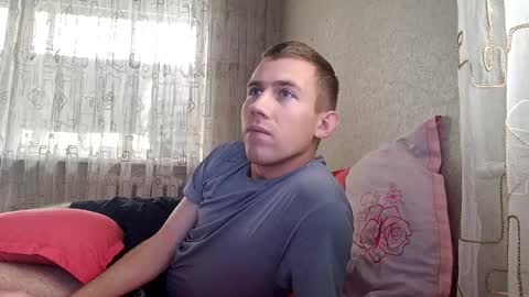 D  V  online show from 10.11.25