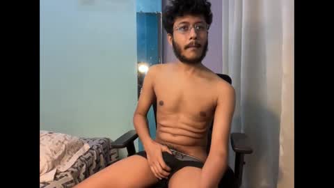 Snapshot of dinchain chatting on 03.15.26 Dinchain online show from 03.15.26