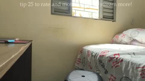 Snapshot of dinhoo14 chatting on 11.09.25 dinhoo14 online show from 11.09.25