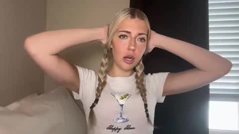 Snapshot of diordelilah chatting on 03.02.26 diordelilah online show from 03.02.26