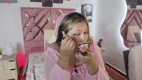 Snapshot of diosa_afrodita24 chatting on 07.22.26 DIOSA AFRODITA 24 NEW VIDEOS HERE LOVES online show from 07.22.26