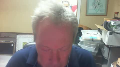 Snapshot of dirkpitt223 chatting on 12.28.24 DirtkPitt Fun guy working online show from 12.28.24