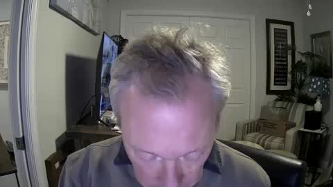 Snapshot of dirkpitt223 chatting on 01.11.25 DirtkPitt Fun guy working online show from 01.11.25
