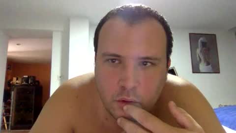 Snapshot of dirme chatting on 10.30.25 dirme online show from 10.30.25