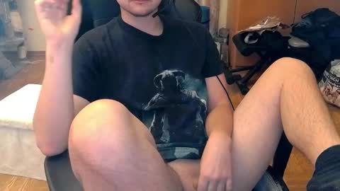 Snapshot of dirty_fun_boy chatting on 12.04.24 dirty_fun_boy online show from 12.04.24